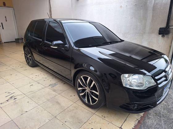 VOLKSWAGEN GOLF 2.0 MI 8V FLEX 4P TIPTRONIC VOLKSWAGEN GOLF 2.0 MI 8V FLEX 4P TIPTRONIC